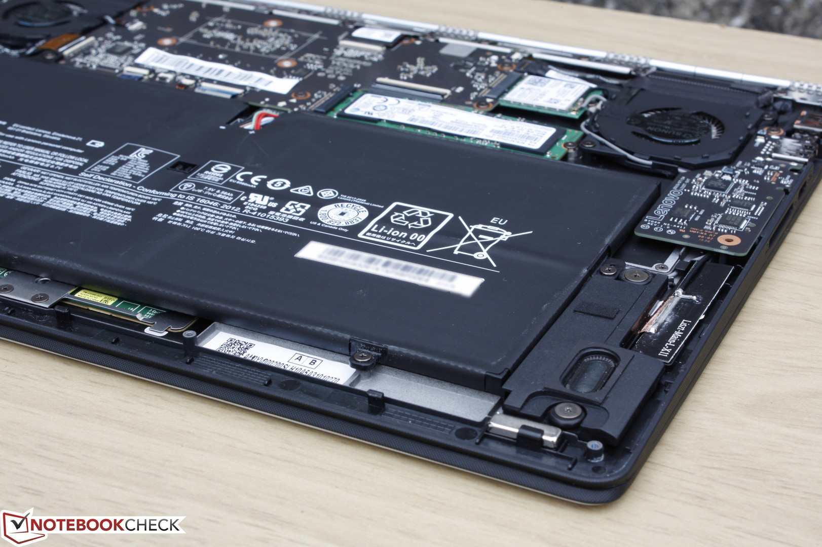 Lenovo Yoga 900 13ISK Convertible Review Reviews