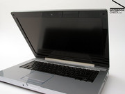 The display of the test sample is a high resolution 15.4" WUXGA panel with a 1920x1200 pixel resolution. The display of the test sample is a high resolution 15.4" WUXGA panel with a 1920x1200 pixel resolution.