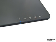 Small, but clearly visible status LED on the front edge Small, but clearly visible status LED on the front edge
