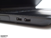 ...and, for left-handed people, depending on occupation, the potentially not optimal, two USB ports rather far towards the front. ...and, for left-handed people, depending on occupation, the potentially not optimal, two USB ports rather far towards the front.