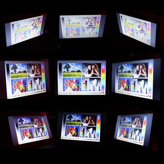 Samsung X120's viewing angles Samsung X120's viewing angles