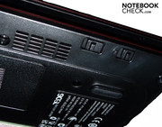 Bluetooth was not included in our test model, but it is available, as is an integrated UMTS module. Bluetooth was not included in our test model, but it is available, as is an integrated UMTS module.
