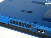 The integrated speakers of the E4300 are not going to win any prizes. They produce low sound which lacks any bass whatsoever. The integrated speakers of the E4300 are not going to win any prizes. They produce low sound which lacks any bass whatsoever.