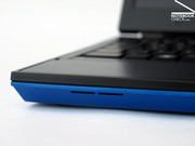 Unfortunately, the 6-cell battery sticks out of the back of the laptop very clearly. Unfortunately, the 6-cell battery sticks out of the back of the laptop very clearly.