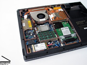 Based on the new Intel Centrino 2 platform the M860TU barebone supports all CPUs of the up-to-date Penryn series up to the Core 2 Extreme CPU with 3.06 GHz. Based on the new Intel Centrino 2 platform the M860TU barebone supports all CPUs of the up-to-date Penryn series up to the Core 2 Extreme CPU with 3.06 GHz.