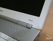 One needs to get accustomed to the design of the Vaio VGN-N11M office notebook first... One needs to get accustomed to the design of the Vaio VGN-N11M office notebook first...
