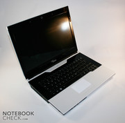 That there is a very interesting technology in the notebook can't really be seen at first sight of the FSC Amilo SA3650.