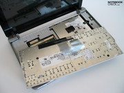 One gains access to the used components by removing the keyboard.