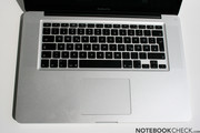 The keyboard is the standard Apple keyboard.