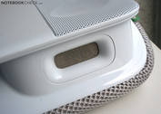 On the back, the loudspeakers have a "bass opening". On the back, the loudspeakers have a "bass opening".