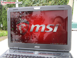 Outdoor usage MSI GT60-2PC81B