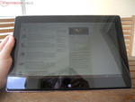 Taichi 31 in tablet mode outdoors