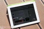 The new iPad in outdoor use in bright sunlight The new iPad in outdoor use in bright sunlight