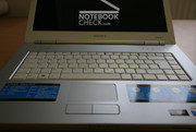 The noise and temperature emissions of the notebook are low. The noise and temperature emissions of the notebook are low.