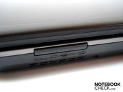 The front side also has a 5-in-1 cardreader...