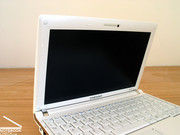 For the display, a WSVGA screen with a resolution of 1024x600 pixels is used.