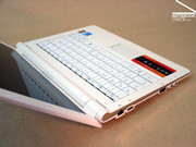 The chassis gives the whole laptop a very good stability which makes it really good for mobile use.