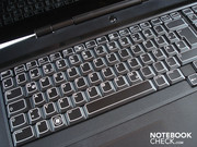 The keyboard convinces with its pressure point and layout, but bends partly The keyboard convinces with its pressure point and layout, but bends partly