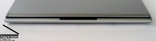 Front side: no ports Front side: no ports