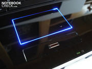 The touchpad has very bad friction properties. The touchpad has very bad friction properties.