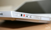 The number of interfaces is small and they are all at the right side. The number of interfaces is small and they are all at the right side.