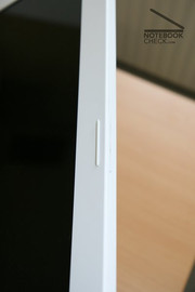 Furthermore, the display doesn't have a transport hook. Furthermore, the display doesn't have a transport hook.