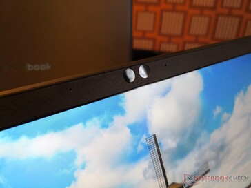 Top bezels are still quite thick when compared to the latest Lenovo or HP business laptops. There is no Privacy shutter