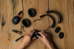 The Fairbuds XL should be more repairable than most modern over-ear headphones. (Image source: Fairphone)