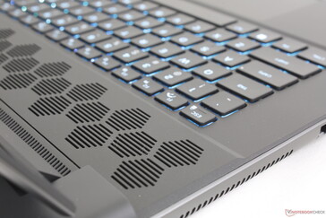It wouldn't be an Alienware PC without some large hexagonal ventilation grilles