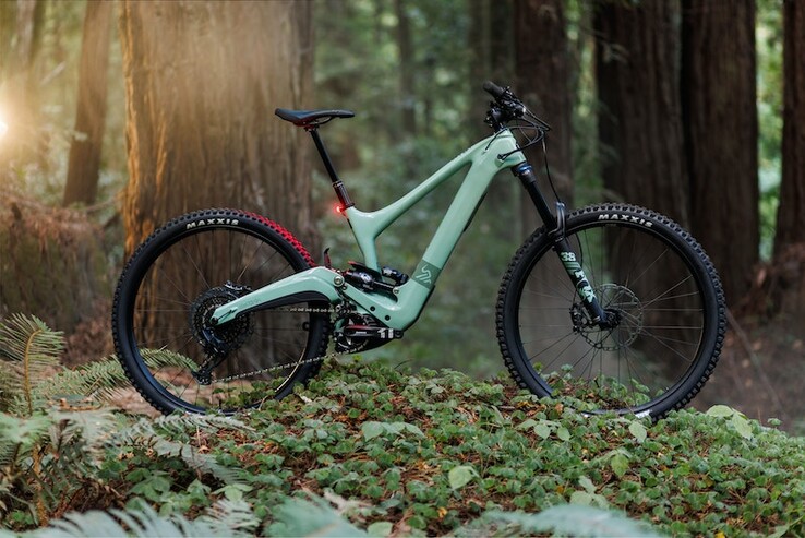 The Ibis Oso e-mountain bike in Forest Service Green. (Image source: Ibis)