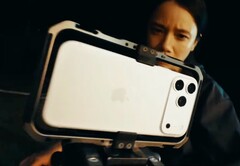 The iPhone 17 Pro Max has a 48MP telephoto camera with a 56% larger sensor (Image source: Apple)