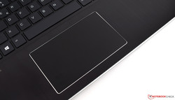 A view of the HP ProBook x360 440 G1’s touchpad.