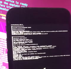 newhacker1746 managed to get the Ubuntu CLI and GUI up and running on his iPhone (Image source: Daniel Rodriguez)
