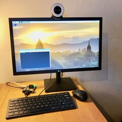 A Raspberry Pi-powered work from home computer set up. (Source: Raspberry Pi)