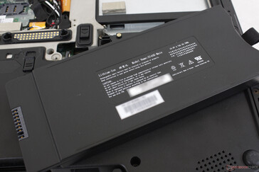 Removable 50 Wh battery