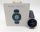 The Honor Watch GS 3 smartwatch is available in three colors, the test model is blue.