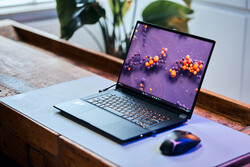 Asus ROG Float X16