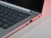 The right side of the HP EliteBook 8 G1a 14 (image source: Benjamin Herzig)