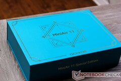 GEEKOM is selling a special edition of the MinAir 11 with some nice goodies.