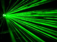 Invisible light beams can be used to transmit and receive data at 20 Gbps+ speeds. (image Source: TeleGeography)