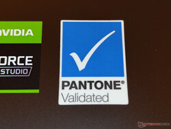 Vivobook Pro 16X OLED with Pantone validated sticker