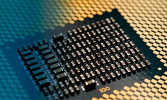 Intel will manufacturer its Comet Lake H and S series on its seemingly evergreen 14 nm FinFET process. (Image source: Intel)