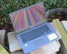 Asus F415EA Review: Cool and quiet Core i5 office laptop