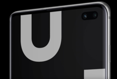 The Galaxy S10+ features an 8MP RGB depth camera and a 10MP selfie camera. (Source: Samsung)