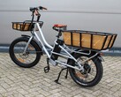 The Smoor Super Cargo electric bicycle has a range of up to 110 km (~68 miles) on a single charge. (Image source: Smoor)