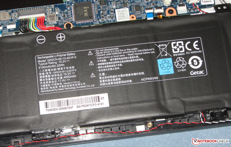 The battery has a capacity of 62 Wh.