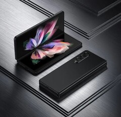 The Galaxy Z Fold3 featured the Snapdragon 888 even though the Snapdragon 888 Plus was available. (Source: Samsung)