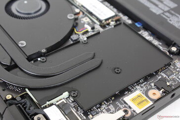 two heat pipes extend well beyond the CPU since the chassis supports discrete GPU options