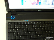 The power button is definitely not to be overseen due to its luminance...