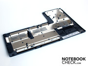 The cover is fitted with a sheet of metal that distributes the waste heat.